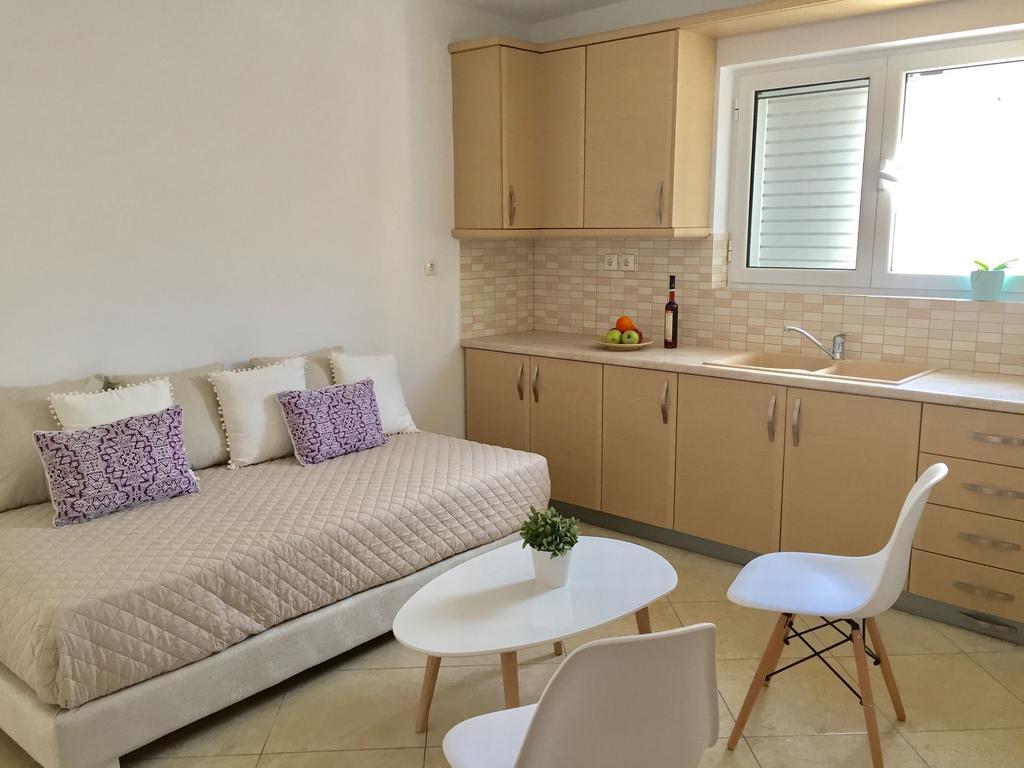 Sea And Sun Apartments Sarandë エクステリア 写真